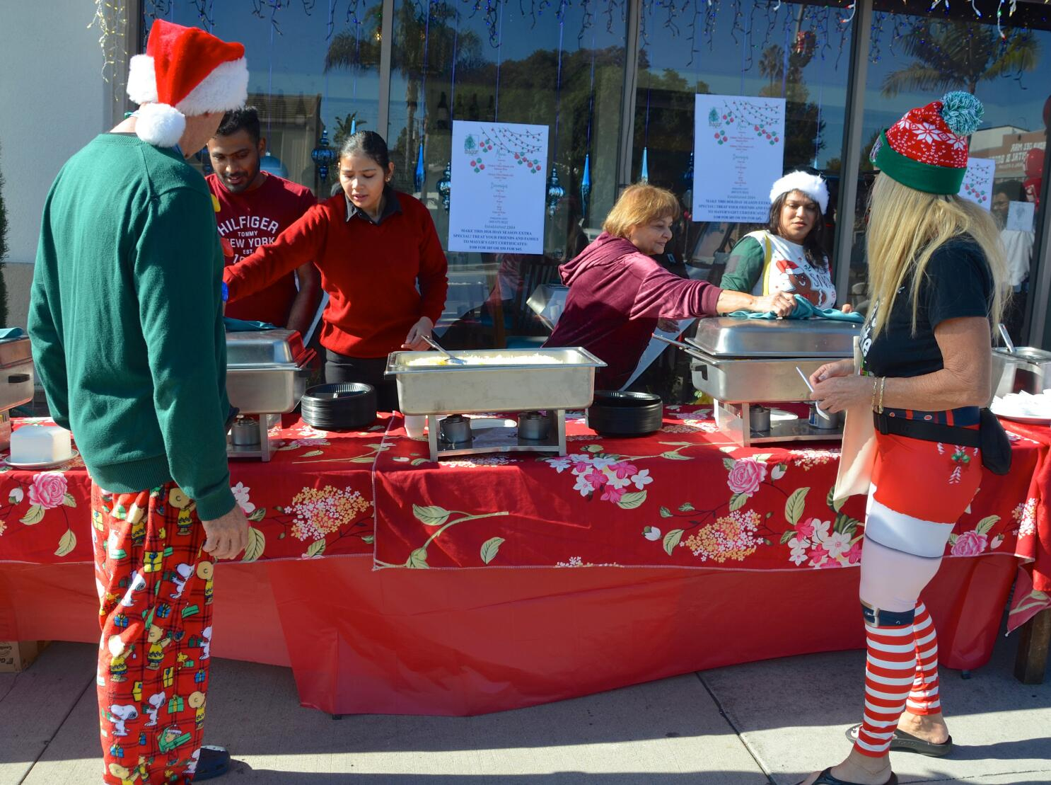 crowds stroll shop and celebrate at cdms 46th annual christmas pertaining to annual christmas visitor crossword clue Crowds Stroll, Shop And Celebrate At Cdm'S 46Th Annual Christmas pertaining to Annual Christmas Visitor Crossword Clue