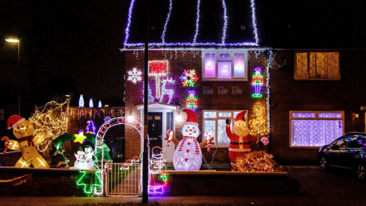 Where Outdoor Christmas Lights May Be Hung Crossword Where Outdoor Christmas Lights May Be Hung Crossword