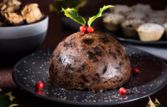Nigella Lawson'S Mouthwatering Chocolate Pud Recipe To 'Convert in Christmas Pudding Ingredient Crossword